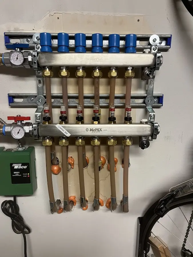 Plumber performing Leak Detection at a residential property in Charleroi